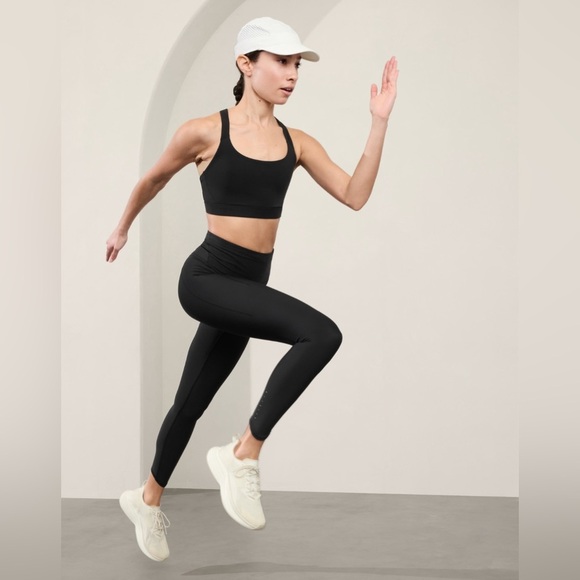 NWT Athleta Pacesetter Black 7/8 Tight Size Large - Picture 1 of 8